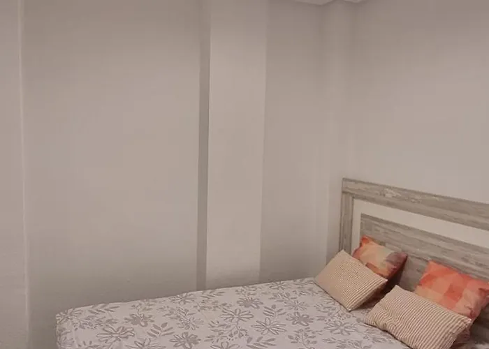 Nah Am Mit Parkplatz * Torrevieja